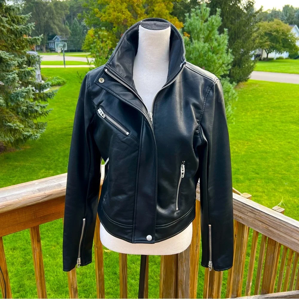 Blank NYC Faux Black Leather Full Zip Moto Jacket NWOT Sz M Lined Mob Wife - Picture 1 of 16